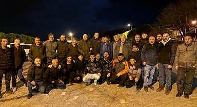 AK PARTİ YÖNETİMİ  İSACA MAHALLESİ’NDE VATANDAŞLARLA BULUŞTU