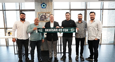 Akhisar 45 FSK’dan Başkan Dutlulu'ya Ziyaret: Hedef Yeni Dönem ve Gençlik Projeleri