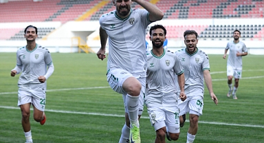 Akhisar 45 FSK Deplasmanda Farklı Kazandı 4-2
