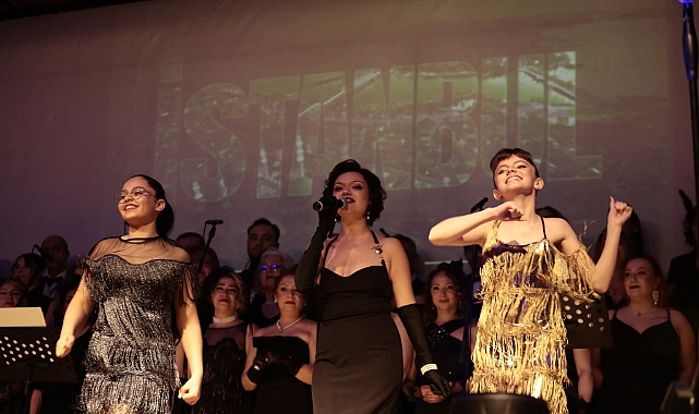 Akhisar Belediyesi Popüler Müzik Korosu’ndan “Şarkılarda İstanbul” Konseri