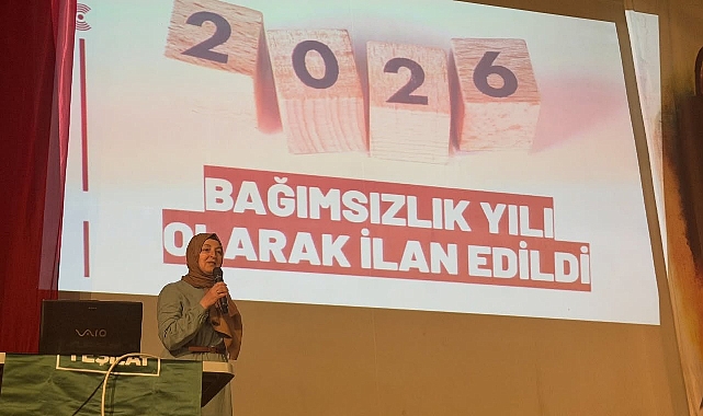AKHİSAR’DA “BAĞIMSIZLIK YILI” PROGRAMI DÜZENLENDİ