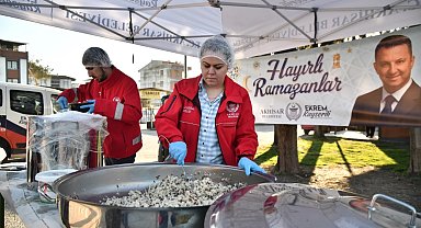 Akhisar'da İftar Dağıtımı Başladı