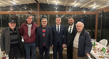 Akhisarlı akademisyen Prof. Dr. Yücel Namal, Manisa Vakfının Geleneksel İftar programına katıldı.