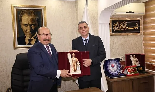 Başkan Şimşek'ten Akyüz'e Tebrik Ziyareti