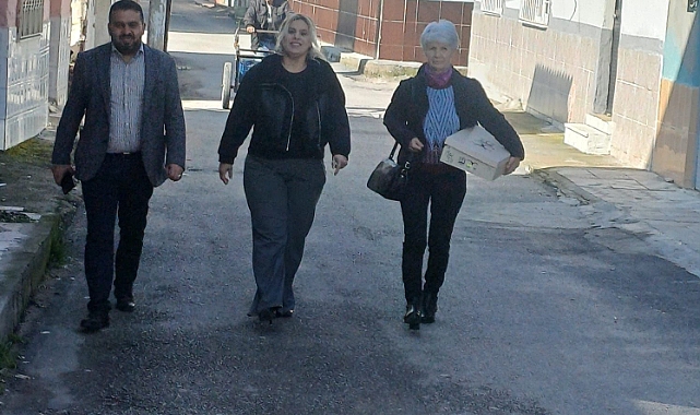 CHP Akhisar’dan Ramazan’da Anlamlı Yardım