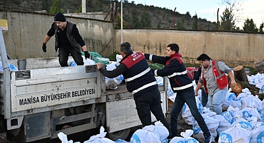Manisa Büyükşehir’den İhtiyaç Sahiplerine Yürek Isıtan Destek