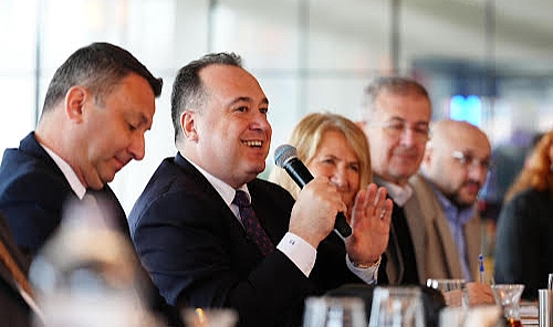 “Manisa’mızın Tüm İlçeleri Hak Ettiği Hizmetleri Alacak”