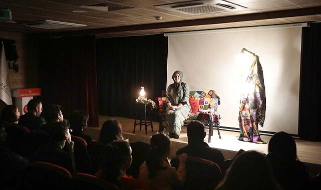 Uğur Mumcu’da “Büyüklere Masallar”a Yoğun İlgi