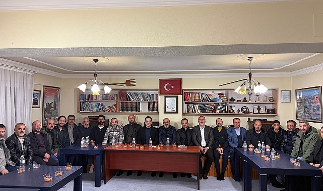 AK Parti  Yönetiminden  Akhisar Erzurumlular Derneği’ne Ziyaret