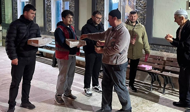 Akçalı ve Merde’den Gençlere Tam Destek