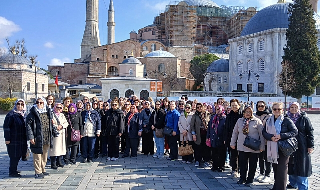 Akhisar CHP Kadın Kolları’ndan İstanbul Gezisi