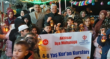 Akhisar’da Ramazan Sokağı Çocukların Neşesiyle Açıldı