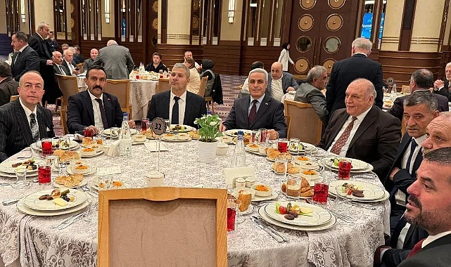 Akhisar Pazarcılar Odası Başkanı Güral Cumhurbaşkanı Erdoğan'la Görüştü . 