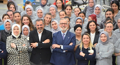 Bahadır Yenişehirlioğlu, Manisa’daki programları kapsamında çeşitli ziyaret ve temaslarda bulundu.