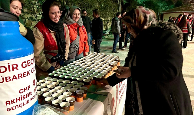 CHP Akhisar Gençlik Kolları’ndan Kadir Gecesi’nde 100 Kişilik Dağdere Çıkartması