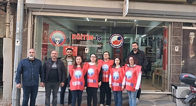 EMEKÇİ KADINLARIN MÜCADELESİNİ SELAMLIYORUZ!