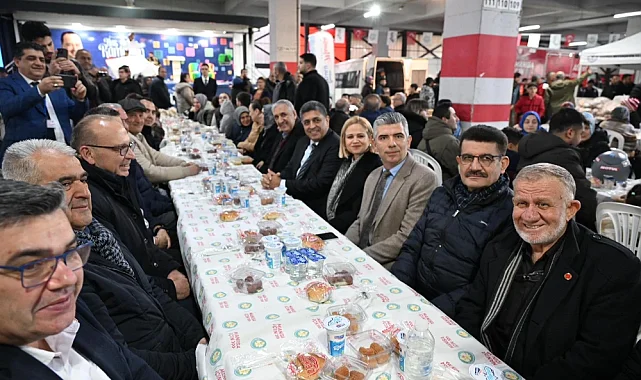 Manisa Büyükşehir'in iftar sofrası Soma'da