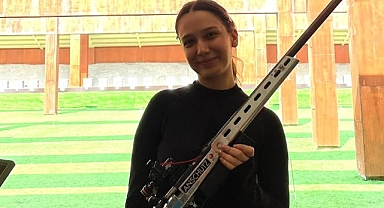 Manisalı Şampiyon İrem Denktaş’tan Rekorlarla Gelen Zafer