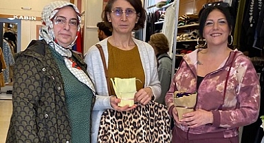 MHP AKHİSAR KADIN KOLLARI’NDAN 8 MART’TA ANLAMLI ZİYARETLER