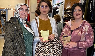 MHP AKHİSAR KADIN KOLLARI’NDAN 8 MART’TA ANLAMLI ZİYARETLER