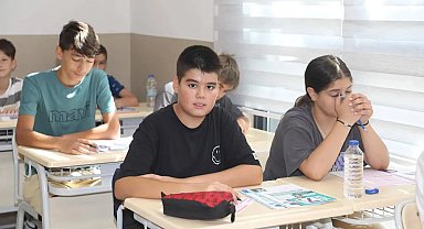 Şehzadeler Belediyesi'nden Bahar Dönemi Yabancı Dil Kursları