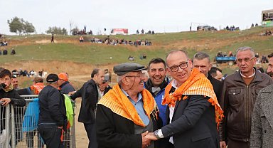 Turgutlu'da deve güreşleri heyecanı başlıyor