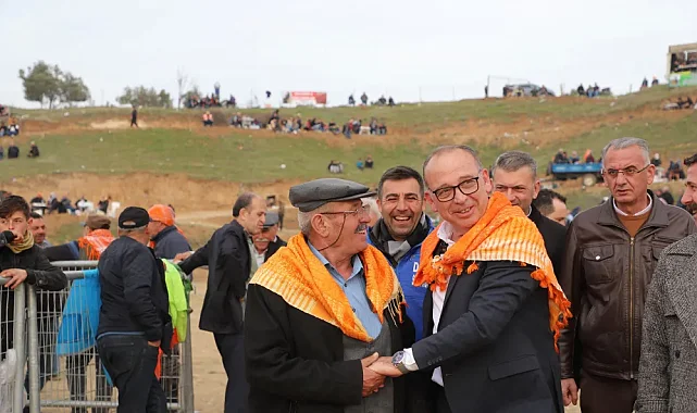 Turgutlu'da deve güreşleri heyecanı başlıyor