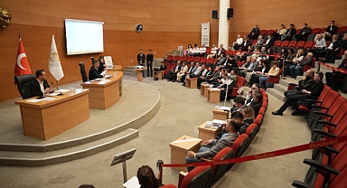 AKHİSAR BELEDİYESİ NİSAN AYI OLAĞAN MECLİS TOPLANTISI GERÇEKLEŞTİRİLDİ