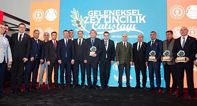 Akhisar'da Zeytinciliğin Geleceği Masaya Yatırıldı: UNESCO Mirası Çalıştayı Yoğun İlgi Gördü