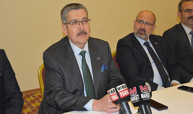 Anahtar Parti’den Akhisar’da Zeytin ve Zeytinyağı İçin Çözüm Önerisi