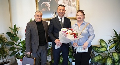 Manisa'da emeklilik gündemi, önemli bir ziyaretle yeniden gündeme taşındı. 