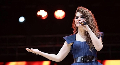 Çağlak Festivali Coşkusu Derya Bedavacı Konseriyle Başladı