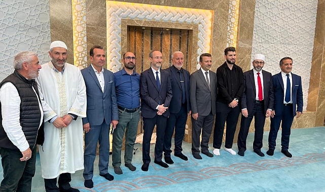 Fransa'da Gönülleri Buluşturan Açılış: DİTİB -Vernon ULU Camii İbadete Açıldı 