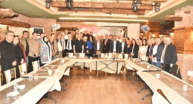 Manisa Dostlar Meclisi'nin Konuğu Gördes Belediye Başkanı İbrahim Büke Oldu