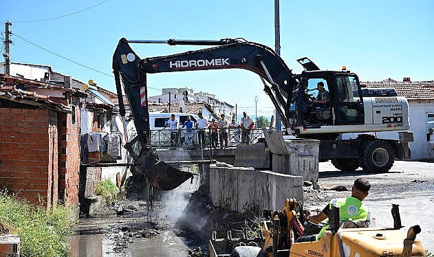 MASKİ’den Hacıishak Mahallesi’nde Dere Temizliği Seferberliği