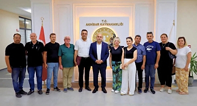 Akhisar Balkan Göçmenleri Derneği'nden Kaymakam Mustafa Can'a Ziyaret