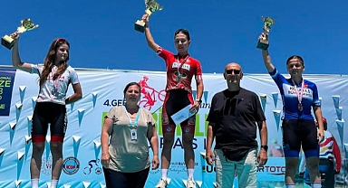 Akhisarlı Bisikletçiler Gebze’de Madalyaları Topladı