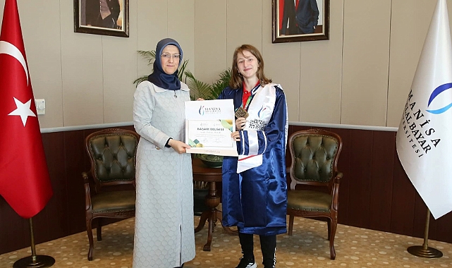 Dünya Şampiyonu Nurbade Büber Manisa’da Coşkuyla Karşılandı!