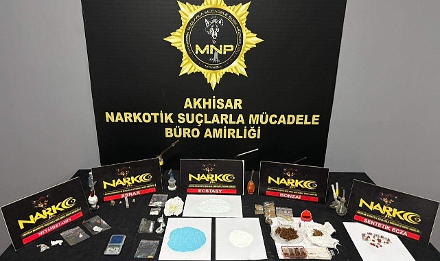 Manisa’da Narkotik Operasyonları: Bir Ayda 54 Tutuklama, Binlerce Uyuşturucu Madde Ele Geçirildi
