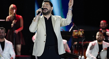 Manisa Kültür Yolu Festivali’nde Serkan Kaya coşkusu