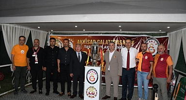 Akhisar'da Galatasaray'ın 26. Şampiyonluk Coşkusu